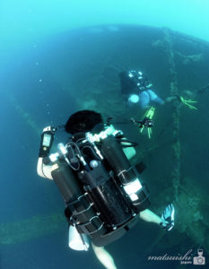 リブリーザーダイバー