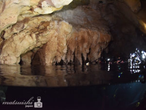 シャンデリアケーブ