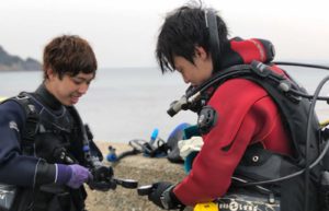 ダイビングのバディチェック